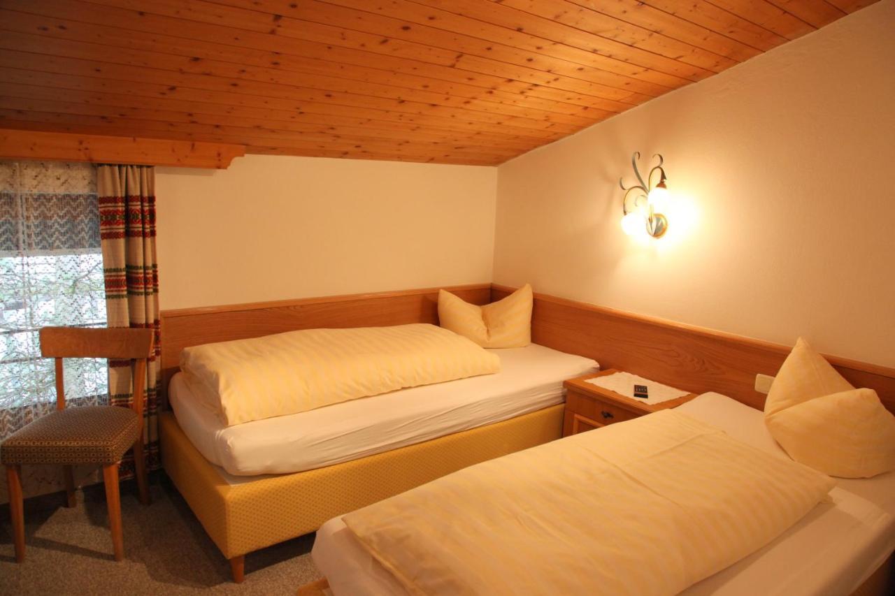 Hotel Pinzger 턱스 외부 사진