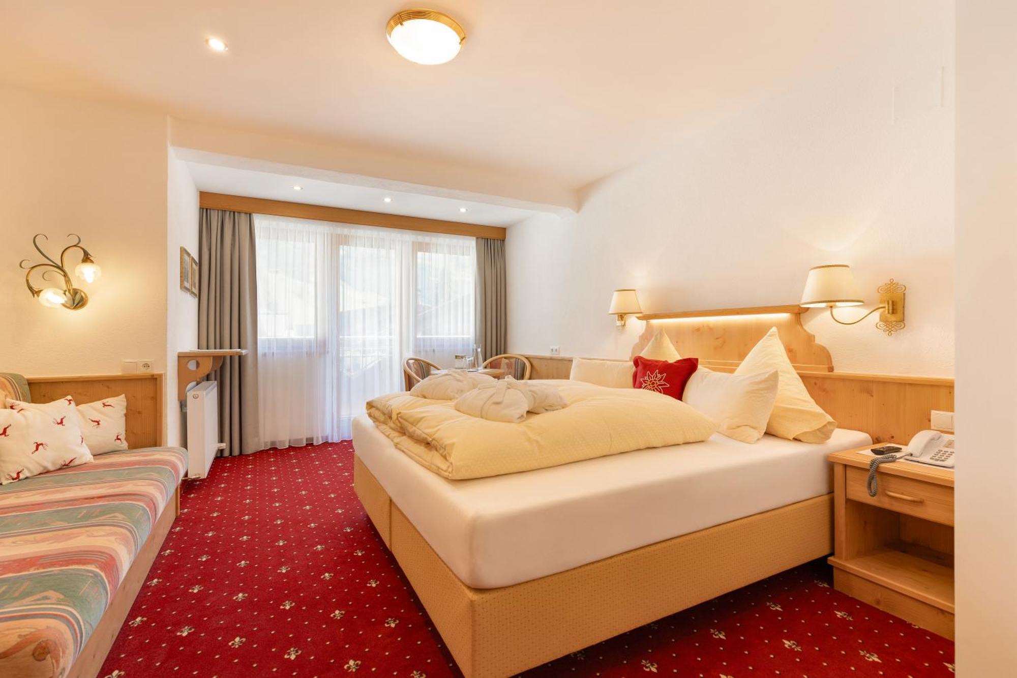 Hotel Pinzger 턱스 외부 사진