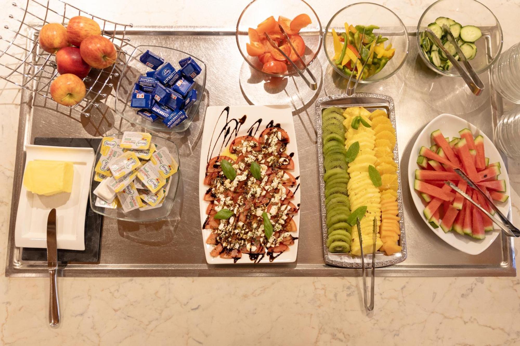 Hotel Pinzger 턱스 외부 사진